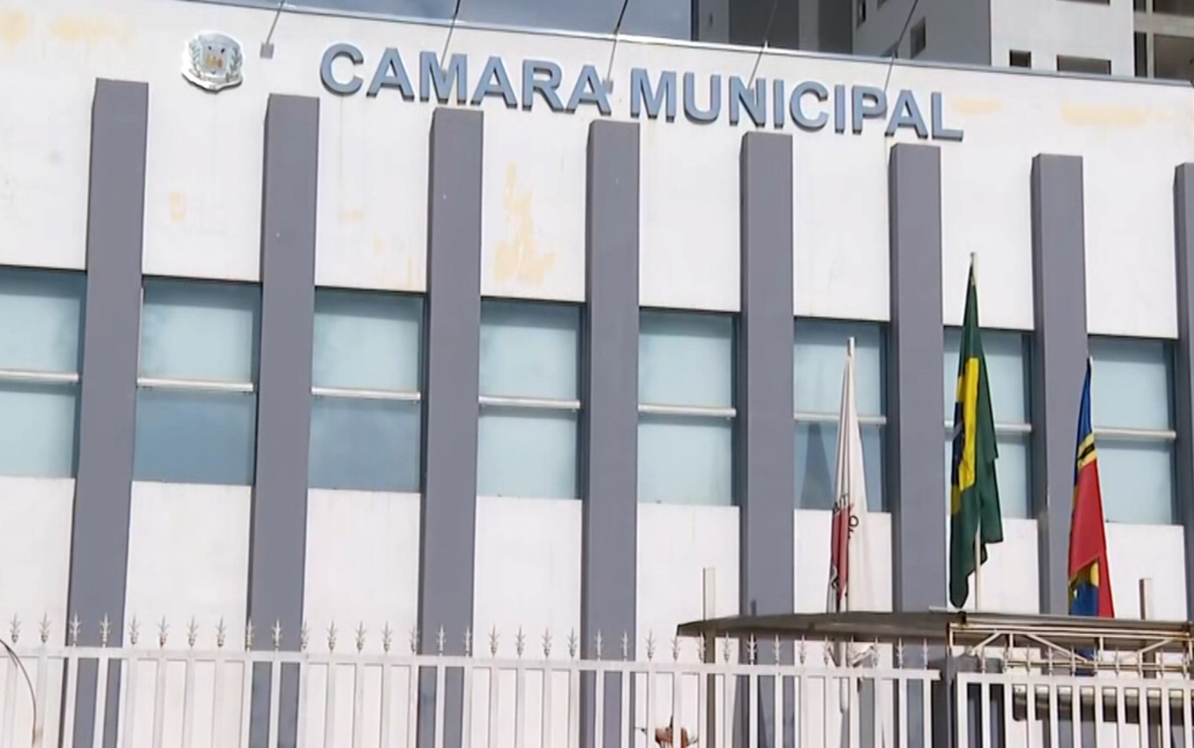 Remanejamento de R$ 239 mil provoca polêmica em Nova Resende